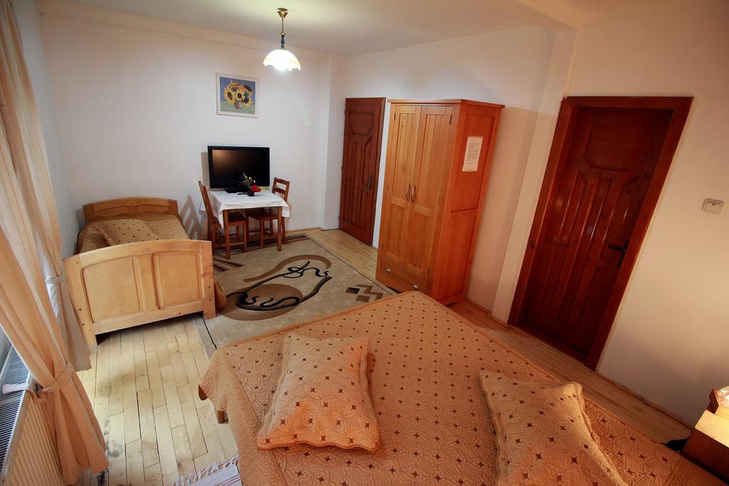 Vila Sucu Otel Poiana Mărului Oda fotoğraf